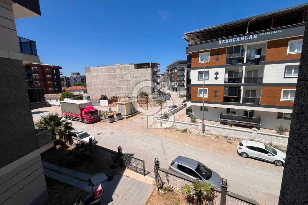MENEMEN SEYREK MERKEZDE GENİŞ KİRALIK 1+1 DAİRE