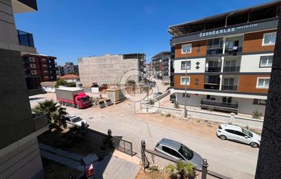MENEMEN SEYREK MERKEZDE GENİŞ KİRALIK 1+1 DAİRE