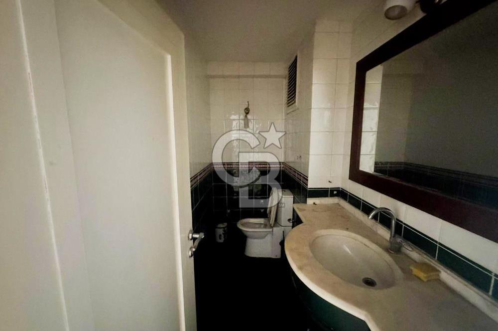 Mersin Akdeniz Merkezde Satılık 4+1 Geniş Ofis