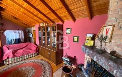 URLA ÇEŞMEALTI DENİZLİ MAHALLESİ'NDE 5+2 SATILIK  TRİPLEX VİLLA