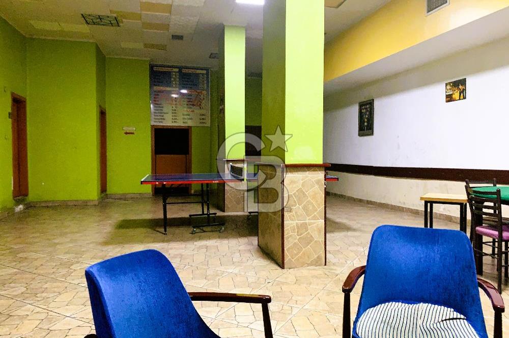 Mithatpaşa Caddesi'nde Satılık Geniş İş Yeri (650m²