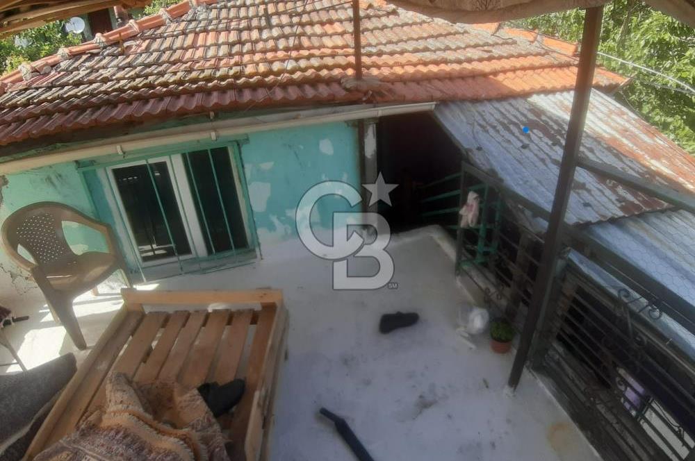 Bayındır Merkeze Yakın Yola Cepheli Satılık Müstakil Ev
