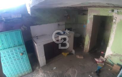 Bayındır Merkeze Yakın Yola Cepheli Satılık Müstakil Ev
