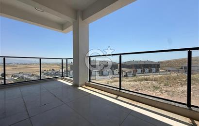 İzmir Villakent ' Te Ultra Lüks Havuzlu 4+2 Satılık Villa CB PH