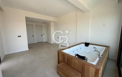 İzmir Villakent ' Te Ultra Lüks Havuzlu 4+2 Satılık Villa CB PH