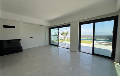 İzmir Villakent ' Te Ultra Lüks Havuzlu 4+2 Satılık Villa CB PH