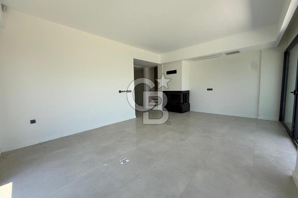 İzmir Villakent ' Te Ultra Lüks Havuzlu 4+2 Satılık Villa CB PH