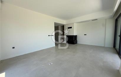 İzmir Villakent ' Te Ultra Lüks Havuzlu 4+2 Satılık Villa CB PH