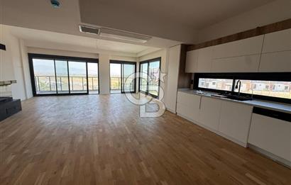 İzmir Villakent ' Te Ultra Lüks Havuzlu 4+2 Satılık Villa CB PH