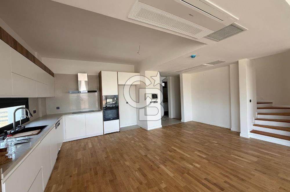 İzmir Villakent ' Te Ultra Lüks Havuzlu 4+2 Satılık Villa CB PH