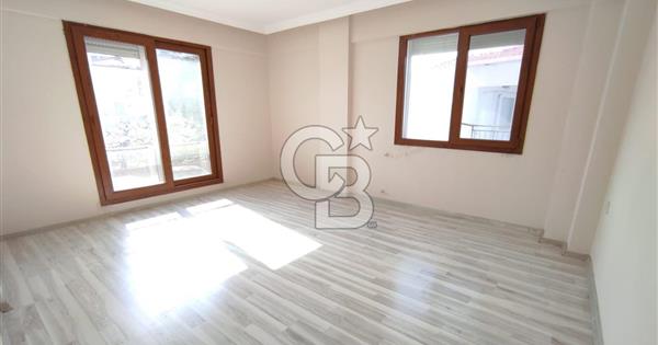 Foça Kazım Dirik Mah. Satılık 2+1 Kapalı Mutfaklı Daire - 352937