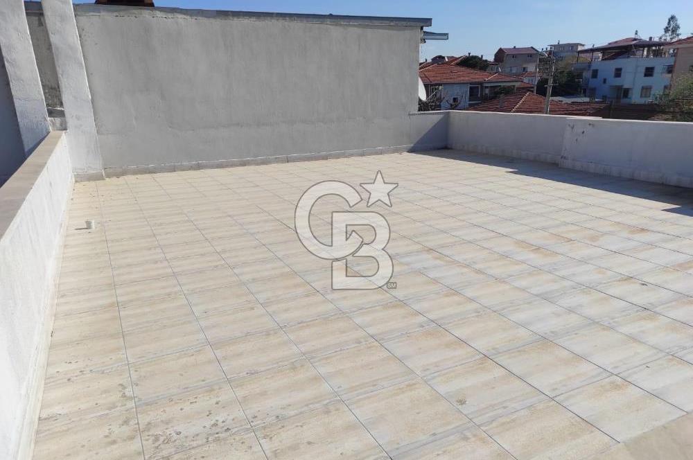 Foça Kazım Dirik Mah. Satılık 2+1 Kapalı Mutfaklı Daire
