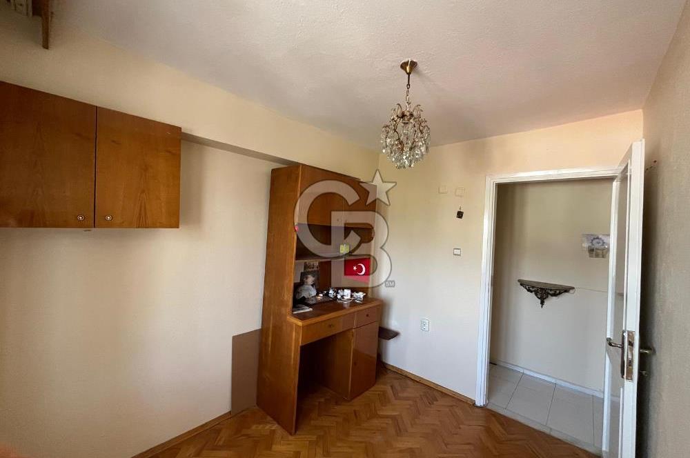 Bayraklı Manavkuyu Çamkıran’da Merkezi Konumda | 3+1 Geniş Kullanımlı Kiralık Daire