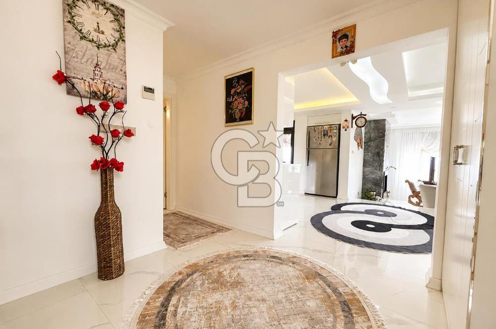 Kahramandere'de Müstakil Havuzlu, Deniz Manzaralı 6+2 Villa