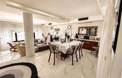 Kahramandere'de Müstakil Havuzlu, Deniz Manzaralı 6+2 Villa