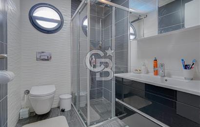 ÇEŞMEALTI'NDA HAVUZLU SİTE İÇERİSİNDE SATILIK 4+1 LÜKS VİLLA