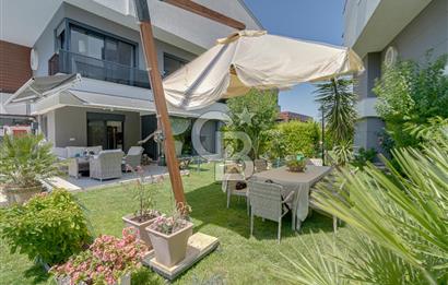 ÇEŞMEALTI'NDA HAVUZLU SİTE İÇERİSİNDE SATILIK 4+1 LÜKS VİLLA