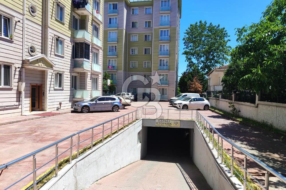 Kurtköy Kuğupark Sitesi'nde Satılık 2+1 Daire