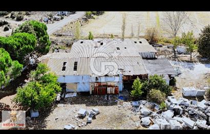 Ezine O.S.B'de Harika Konumlu Satılık 15.400 m² 2 Parsel Arsa