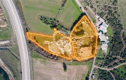 Ezine O.S.B'de Harika Konumlu Satılık 15.400 m² 2 Parsel Arsa