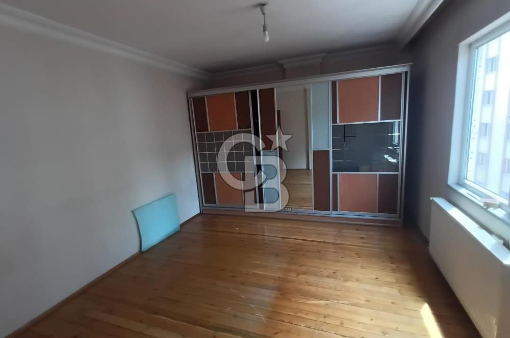 Turgutreis Mahalesinde Fatih Bulvarına 2. Parsel Kiralık 2+1