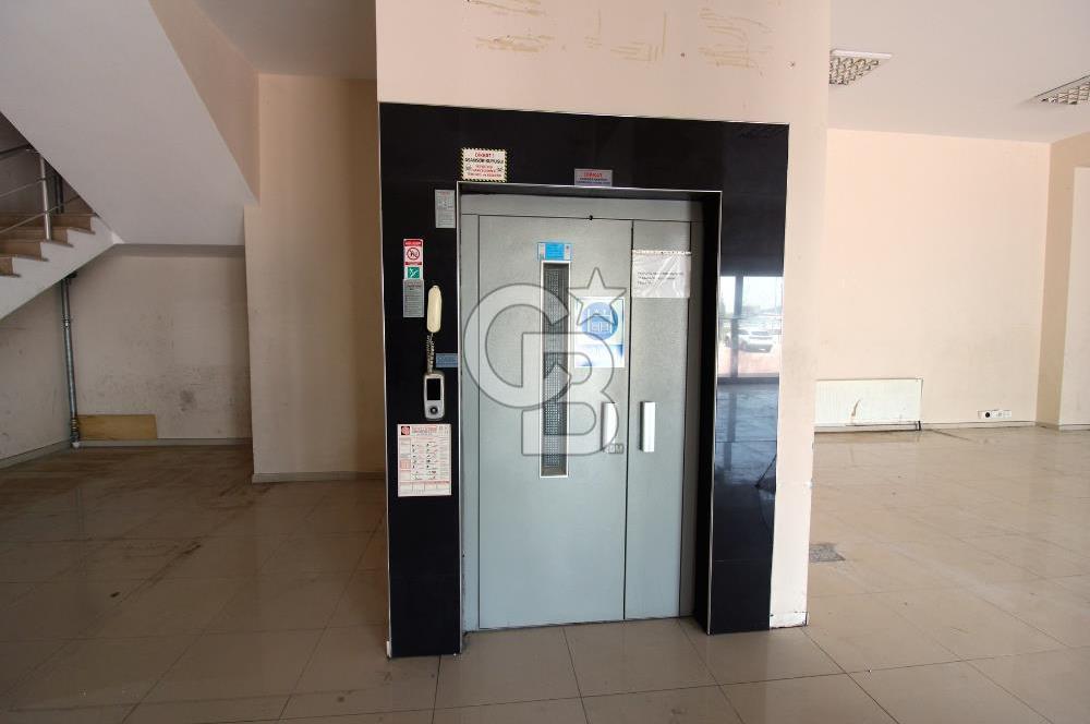 Tuzla Bilmo Sanayi Sitesi’nde 1.450 m² Kapalı Alanlı, 4 Katlı, Otoparklı Kiralık İş Yeri