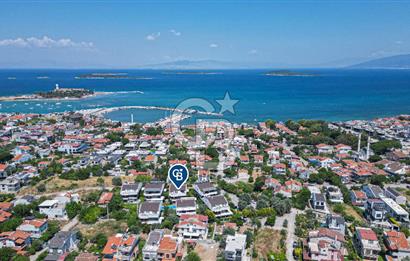 ÇEŞMEALTI'NDA HAVUZLU SİTE İÇERİSİNDE SATILIK 4+1 LÜKS VİLLA