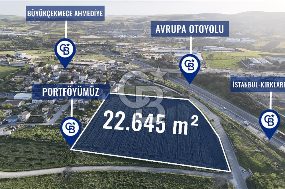 SATILIK 165 METRE YOL CEPHELİ GÖL MANZARALI YATIRIMLIK ARSA