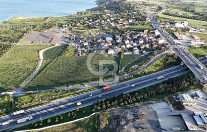 SATILIK 165 METRE YOL CEPHELİ GÖL MANZARALI YATIRIMLIK ARSA