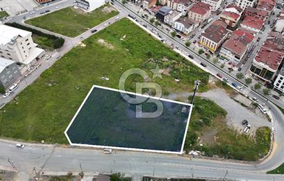 SATILIK 1.740 M2 TAŞOLUKDA CADDE CEPHELİ TICARI İMARLI ARSA 