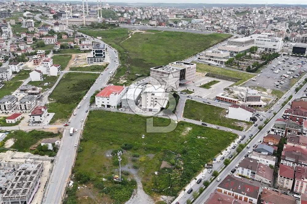 SATILIK 1.740 M2 TAŞOLUKDA CADDE CEPHELİ TICARI İMARLI ARSA 