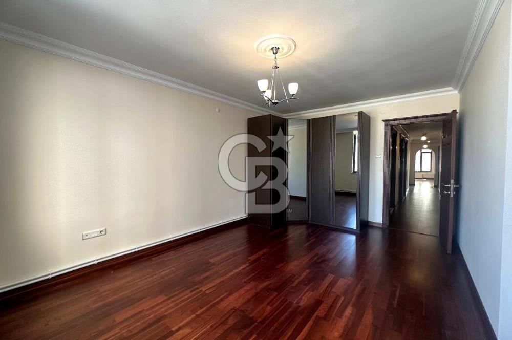 EDREMİT MERKEZ'DE SATILIK 4+1 DAİRE 