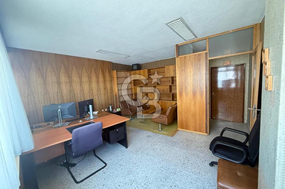 ULUS RÜZGARLI VE ÇANKIRI CADDESİ KÖŞESİ TAŞHAN' da SATILIK OFİS