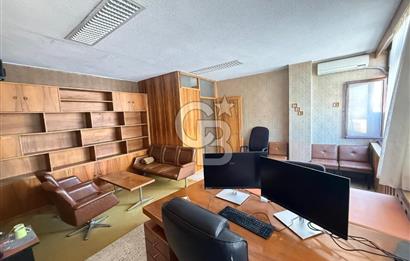 ULUS RÜZGARLI VE ÇANKIRI CADDESİ KÖŞESİ TAŞHAN' da SATILIK OFİS