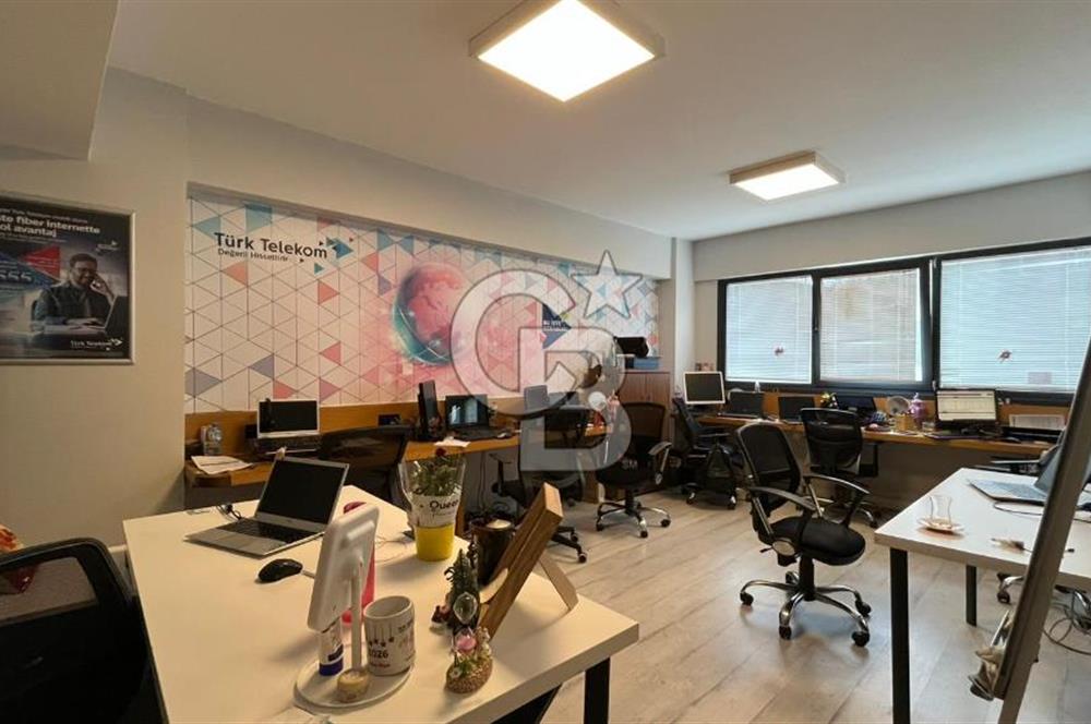 Bornova Kazımdirik Mah. Tam Kat Kiralık Hazır Ofis