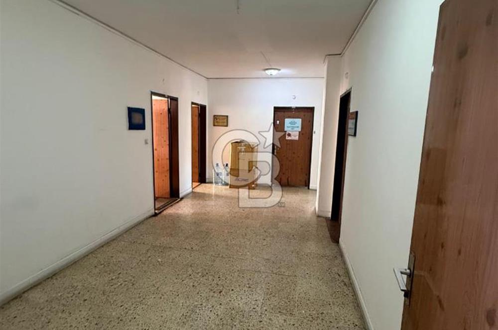 ULUS RÜZGARLI VE ÇANKIRI CADDESİ KÖŞESİ TAŞHAN' da SATILIK OFİS