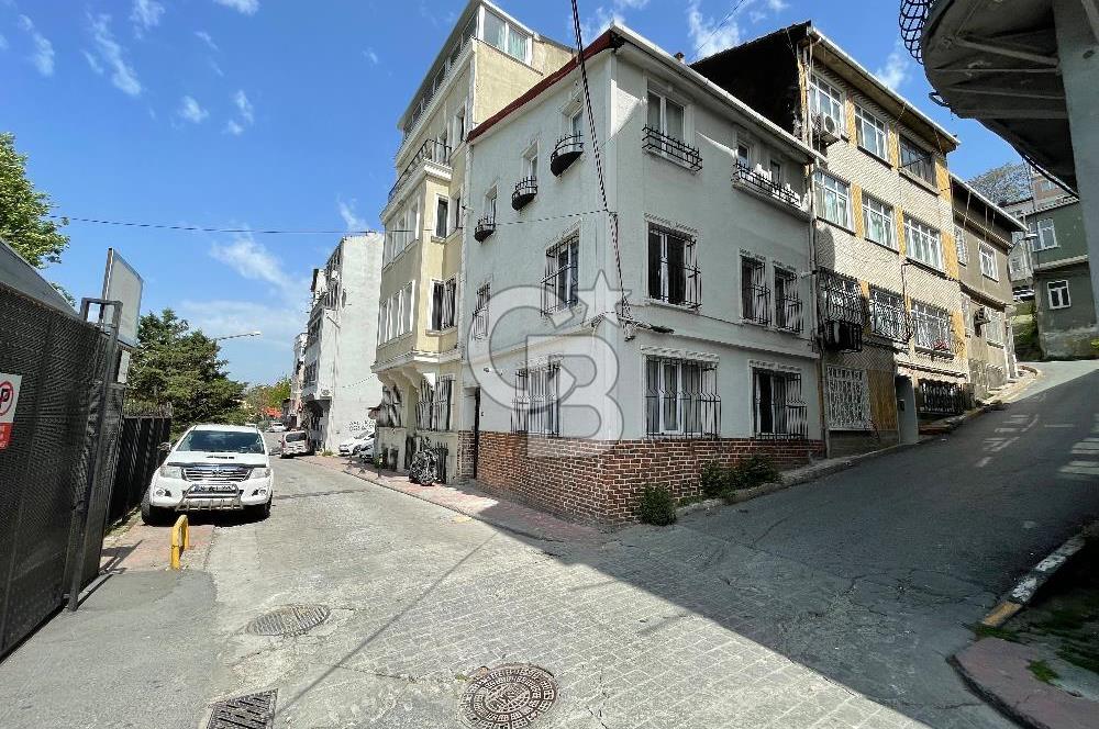 BEYOĞLU SURURİDE KREDİYE UYGUN FIRSAT BOŞ 1+1 SATILIK DAİRE