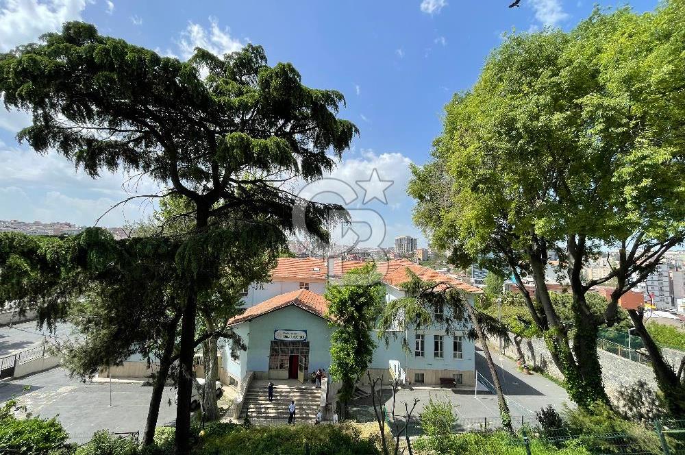 BEYOĞLU SURURİDE KREDİYE UYGUN FIRSAT BOŞ 1+1 SATILIK DAİRE