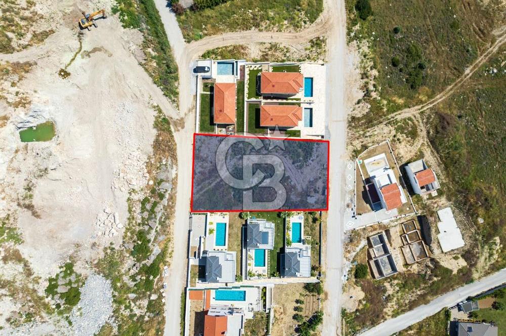 Eylem Keskin'den Foçaköy Yenibağarası Satılık 3 Villalık Arsa