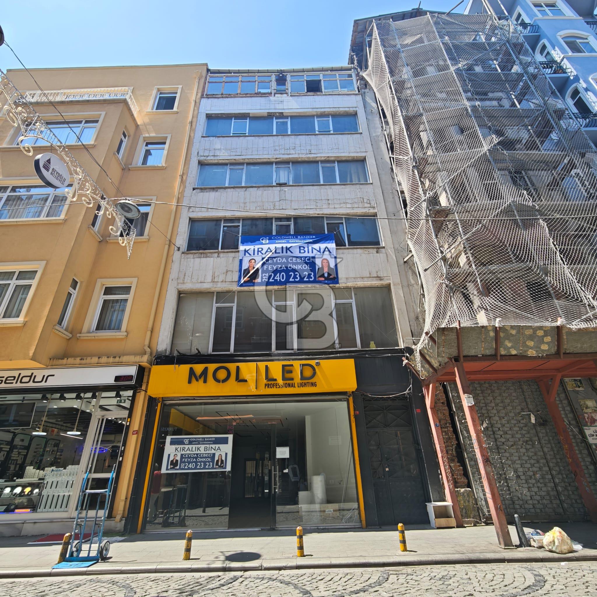 GALATA BÜYÜK HENDEK CADDESİ'NDE 800 M2 KOMPLE KİRALIK BİNA