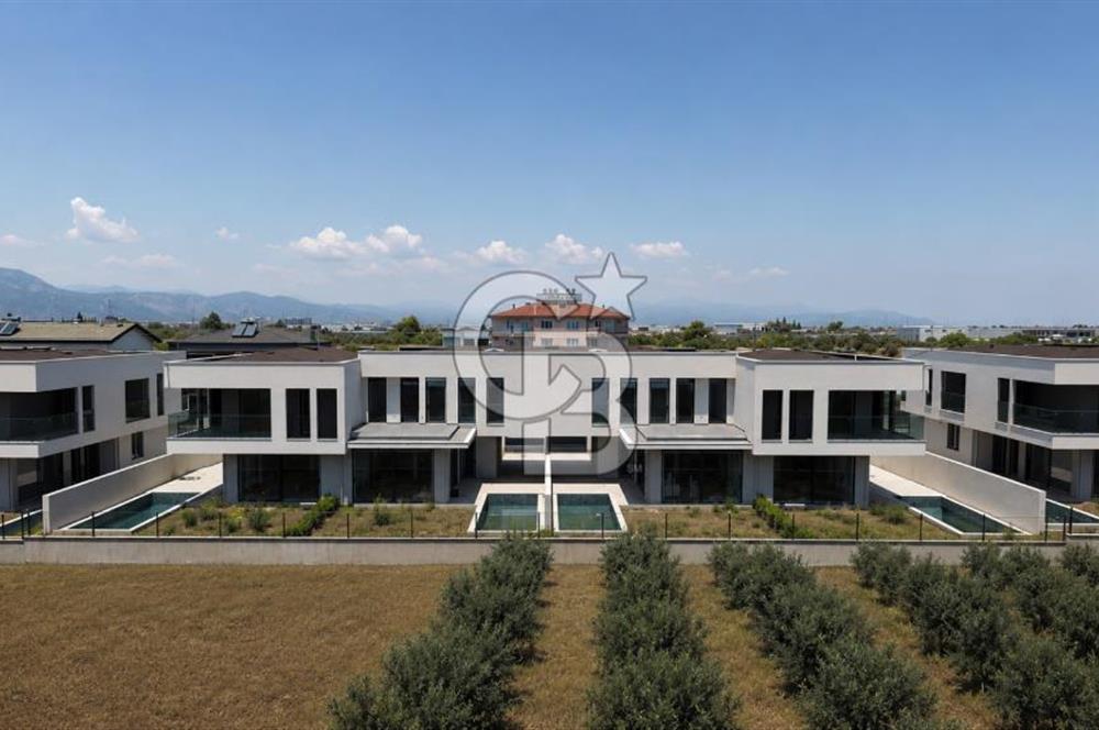 DÖŞEMEALTI MYRA VİLLALARINDA ÖZEL HAVUZLU 4+1 SATILIK VİLLA