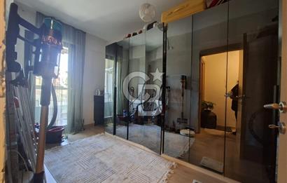 Vizyon 35 Sitesinde Havuzlu Ebeveyn Banyolu Satılık 3+1 Daire