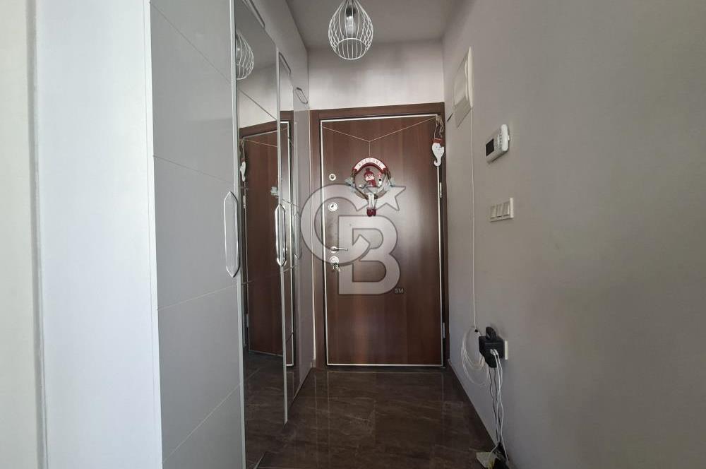 Vizyon 35 Sitesinde Havuzlu Ebeveyn Banyolu Satılık 3+1 Daire