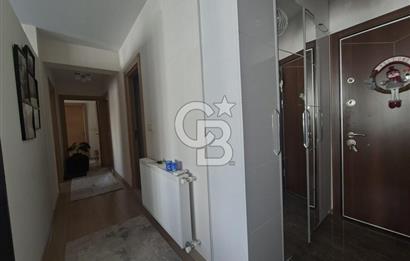 Vizyon 35 Sitesinde Havuzlu Ebeveyn Banyolu Satılık 3+1 Daire