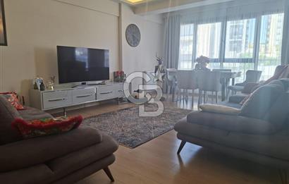 Vizyon 35 Sitesinde Havuzlu Ebeveyn Banyolu Satılık 3+1 Daire