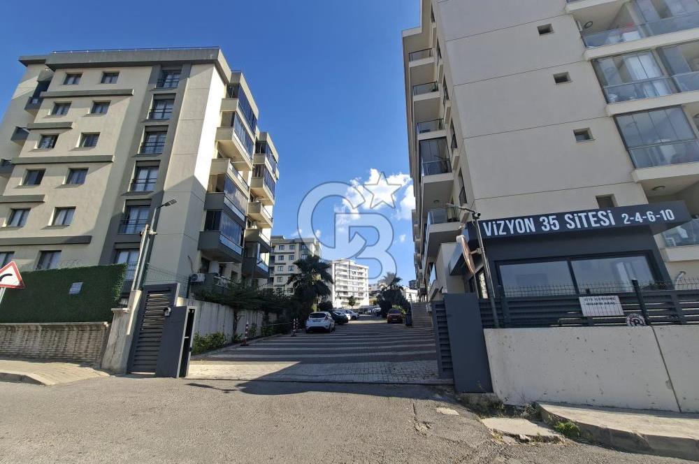 Vizyon 35 Sitesinde Havuzlu Ebeveyn Banyolu Satılık 3+1 Daire