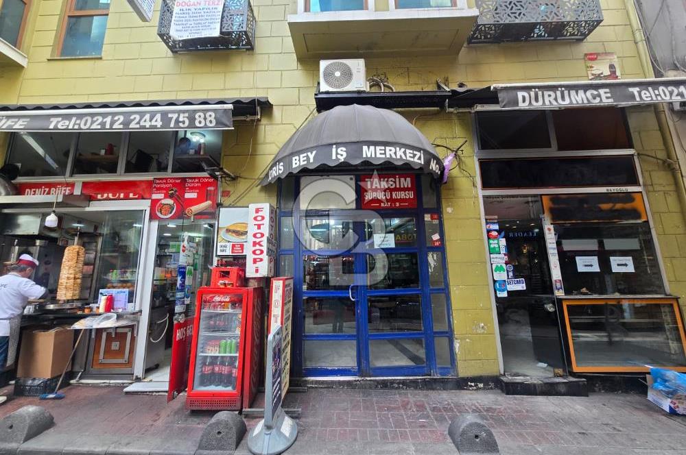 Beyoğlu'nda satılık fırsat ofis/depo 25m2