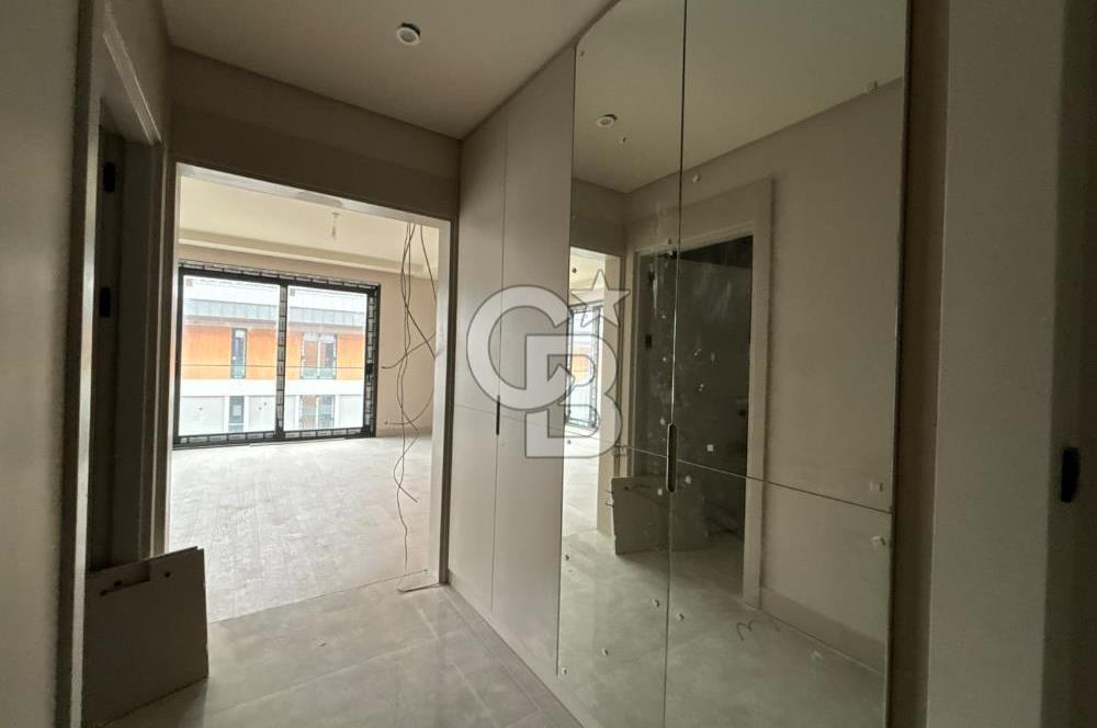 Üsküdar Ala Çamlica 2 Satilik 4+1/ 3 Banyolu Site içinde Daire
