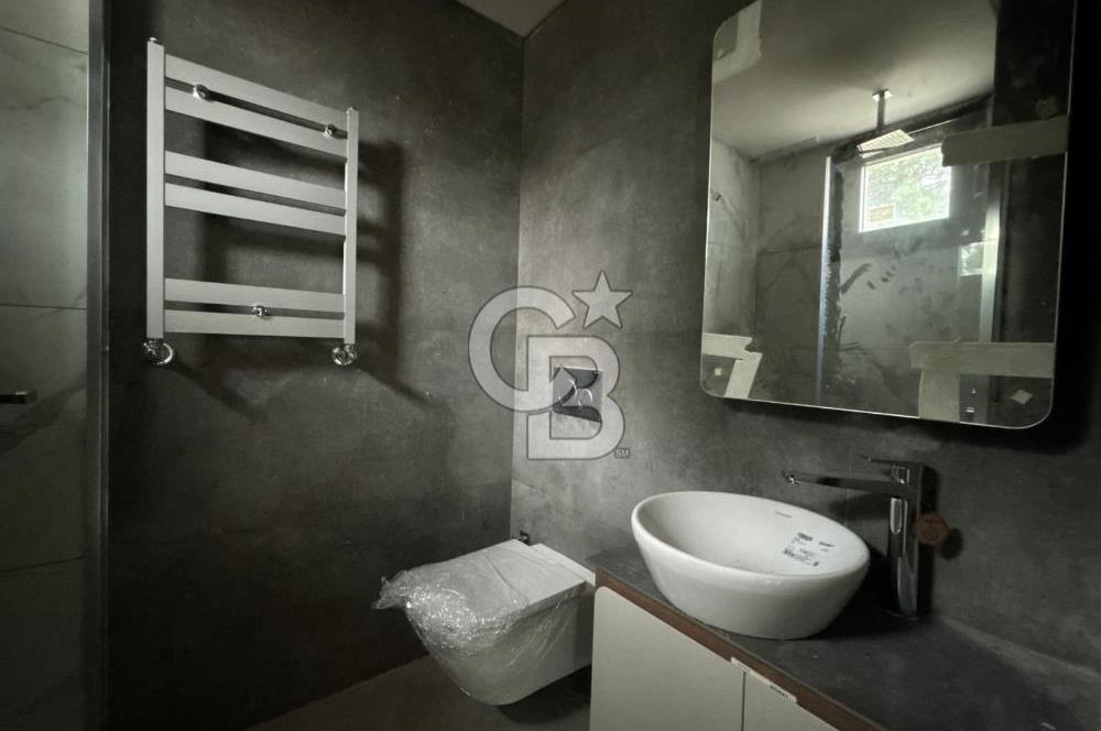 Üsküdar Ala Çamlica 2 Satilik 4+1/ 3 Banyolu Site içinde Daire