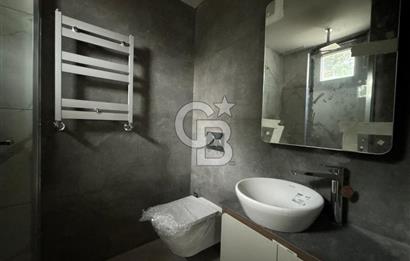 Üsküdar Ala Çamlica 2 Satilik 4+1/ 3 Banyolu Site içinde Daire
